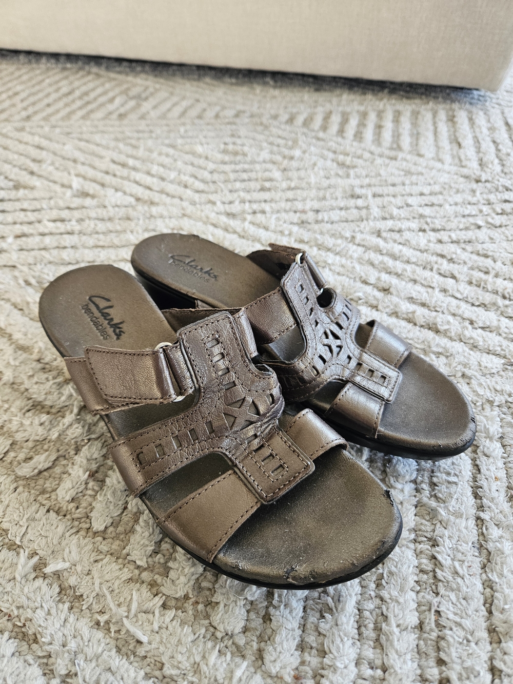Clarks Women's Brown Leather Slide Sandals